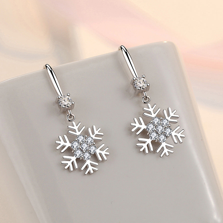 Temperament Snowflake Earrings With Rhinestones Fashion Personalized Christmas Earrings For Women Jewelry